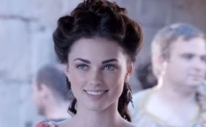 Axe și poveștile lor de dragoste